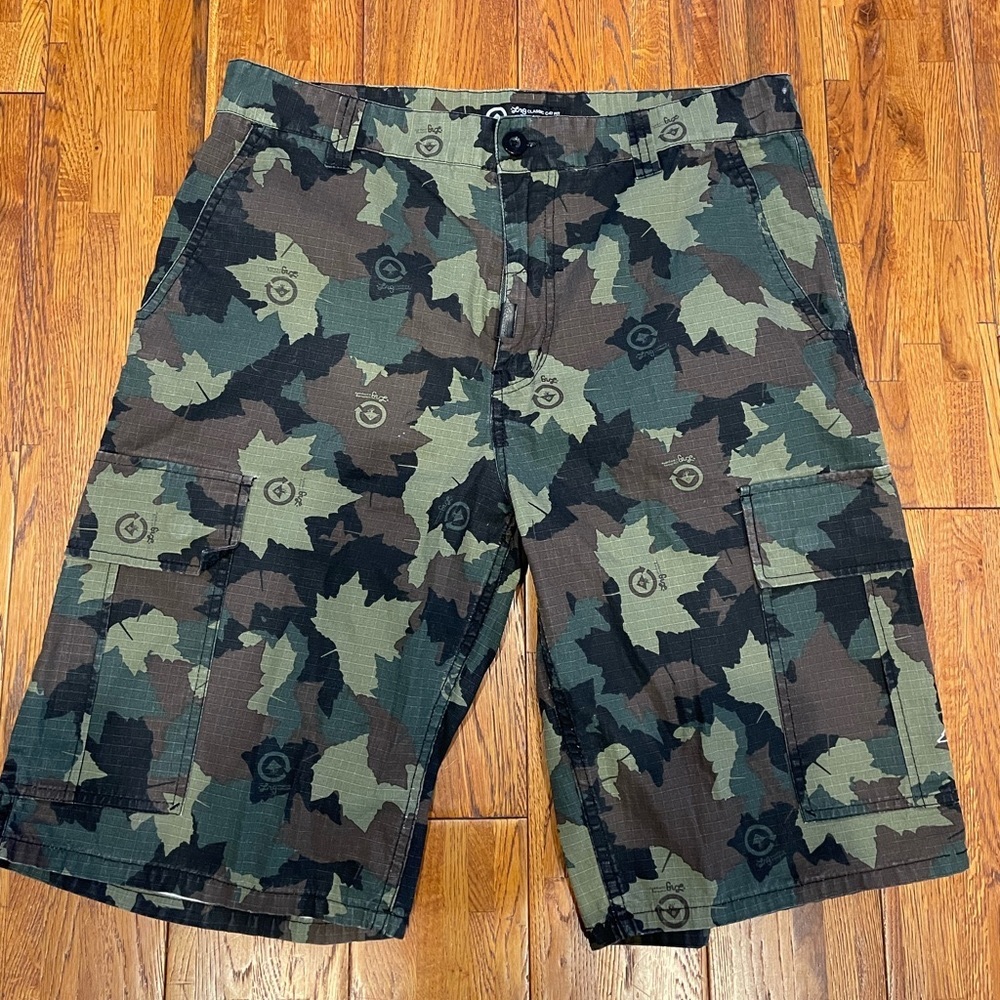 LRG Camo Shorts Size 34